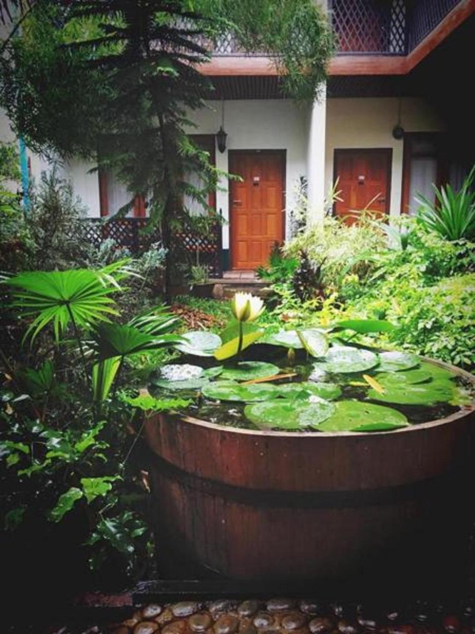 Three Seasons Inn & Spa Nyaung Shwe Εξωτερικό φωτογραφία