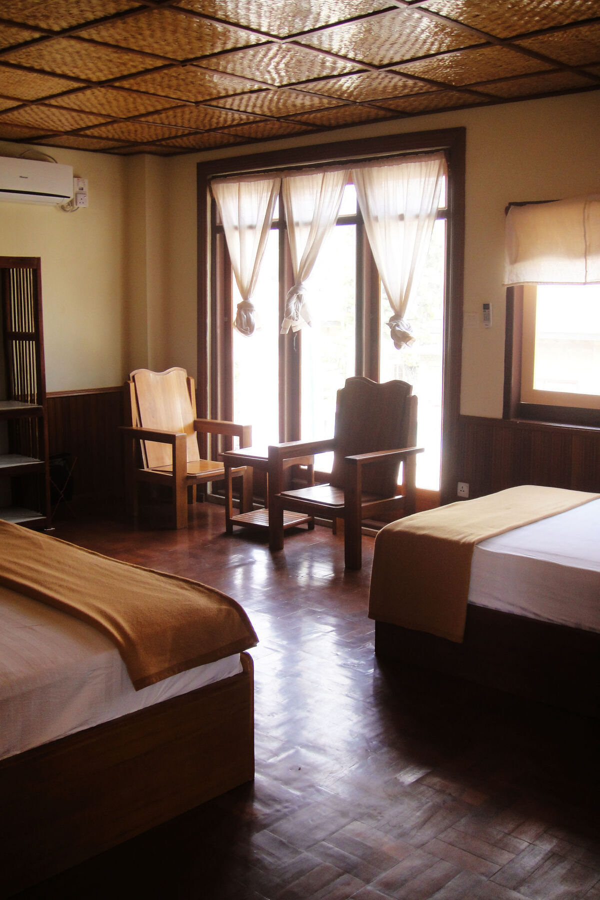 Three Seasons Inn & Spa Nyaung Shwe Εξωτερικό φωτογραφία